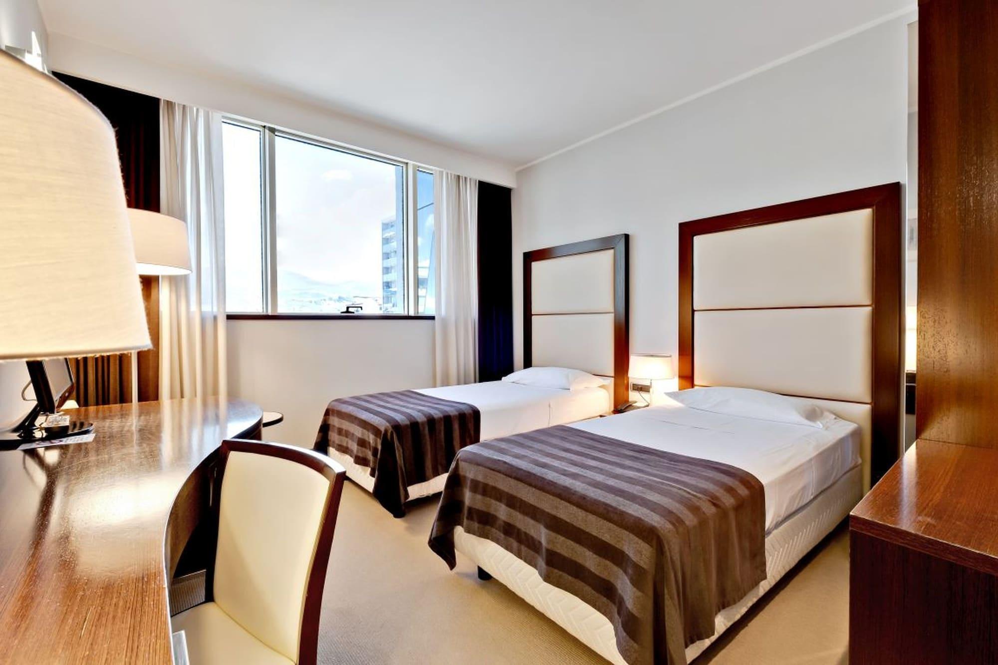 Italiana Hotels Cosenza Dış mekan fotoğraf