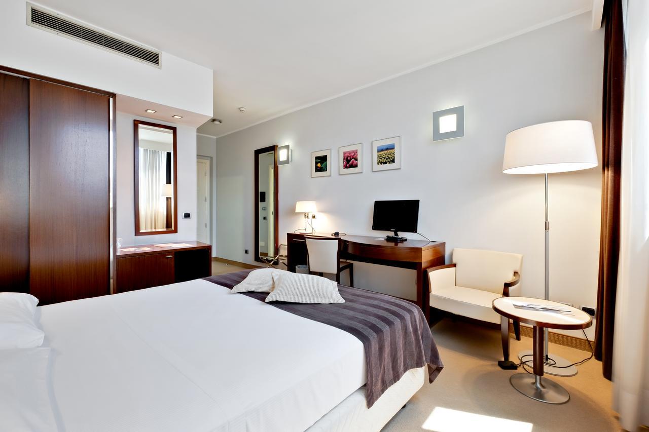 Italiana Hotels Cosenza Dış mekan fotoğraf